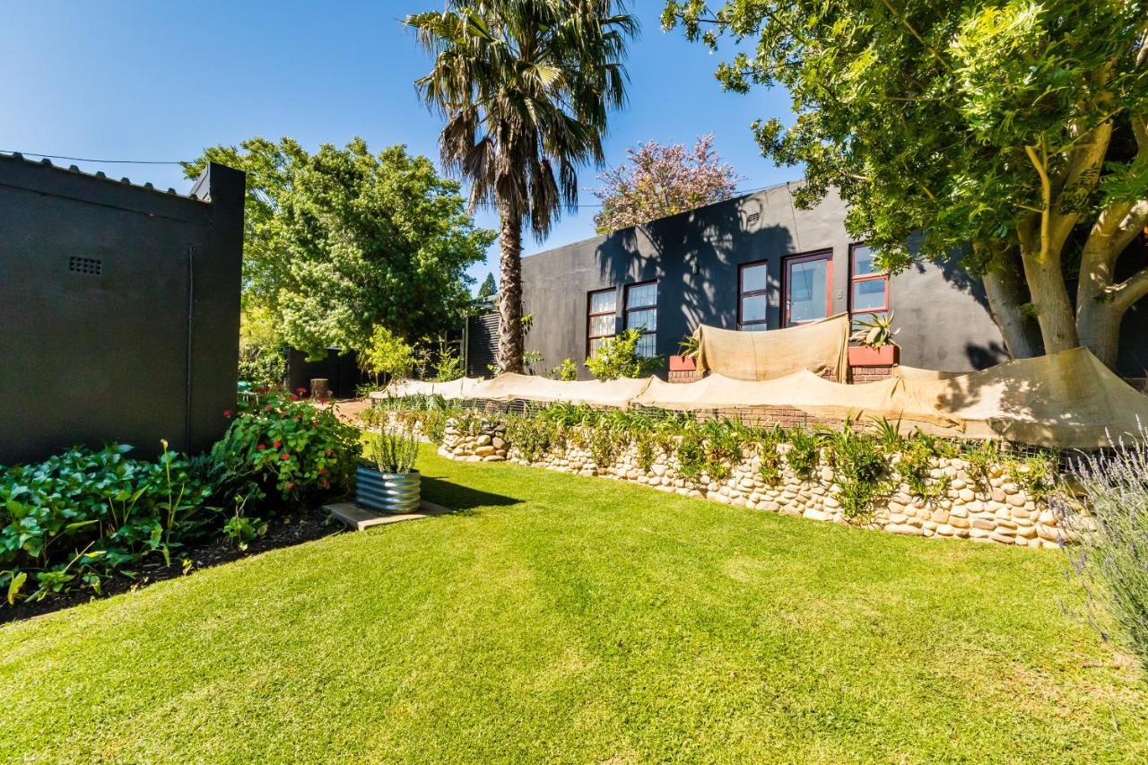 Stellenbosch Gardens Apartment Exterior photo
